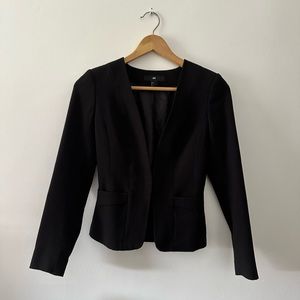 HM black blazer